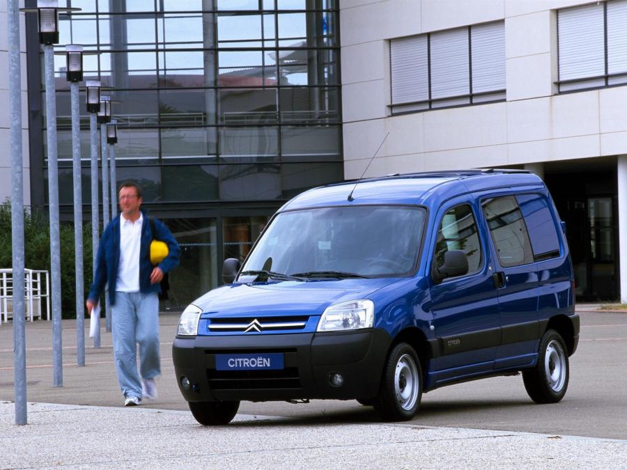  Citroen Berlingo Combi 2002 года  (фото 3 из 8)